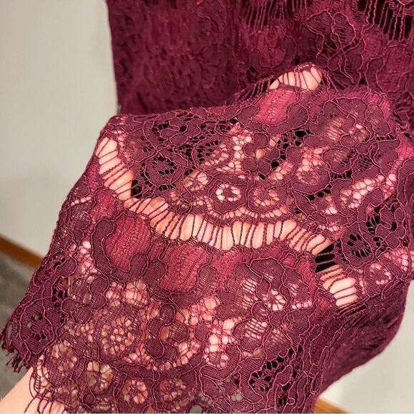 Lulu's Take Me to Brunch Burgundy Lace
Shift Dress - Picture 5 of 12